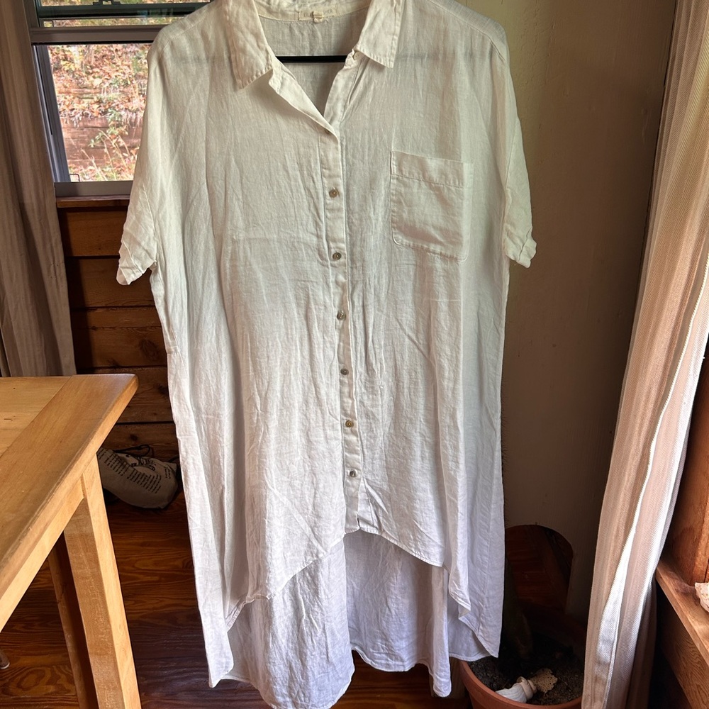 Eileen Fisher White Button-Down Long Tunic Shirt